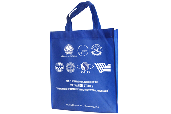 Túi vải không dệt ép nhiệt quai xách – “Vải không dệt Kinh Bắc”