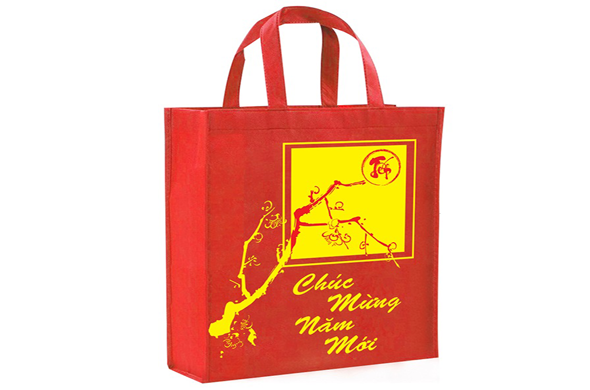 Túi vải không dệt đựng quà Tết – “Vải không dệt Kinh Bắc”