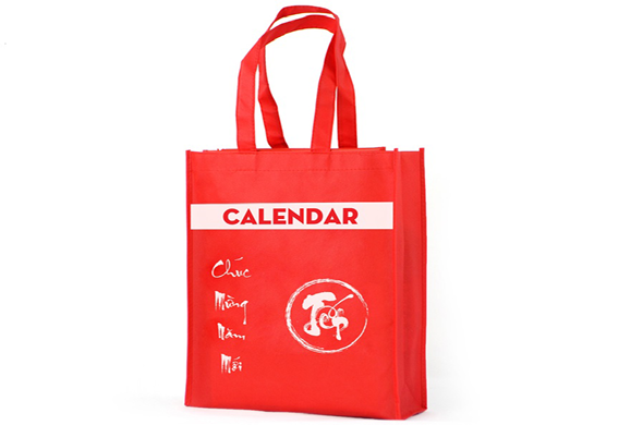 Túi vải không dệt đựng quà Tết – “Vải không dệt Kinh Bắc”